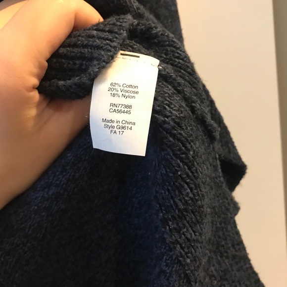 Sweater - Picture 2 of 5